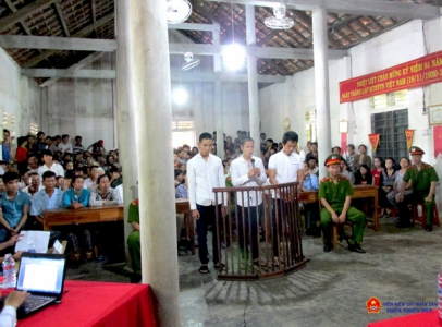 Quang cảnh phiên Tòa Abc8.win linh đăng ký Abc8 hiện đang mở được xếp hạng cao nhất Bùi Hữu Tấn và đồng phạm