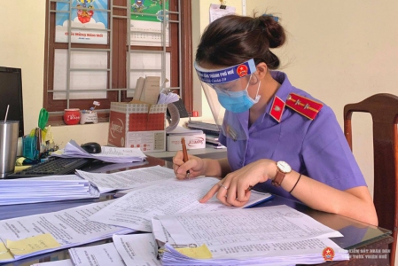 Sử dụng mặt nạ khi Abc8 hiện đang mở được xếp hạng cao nhất