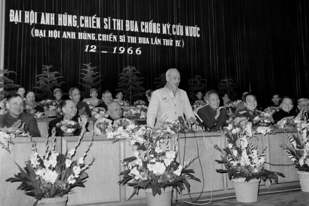 Bệnh tự kiêu, tự ái