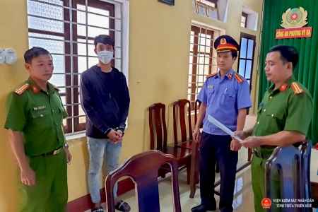 Bắt giam Abc8 hiện đang mở được xếp hạng cao nhất nhiều lần hiếp dâm bé gái dưới 13 tuổi quen biết qua mạng xã hội