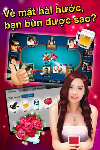 Kiểm sát viên Abc8 aaa.com trò chơi trực tuyến thực nghiệm điều tra dựng lại hiện trường cướp giật tài sản tại phường Phường Đúc.