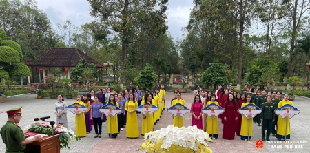 Phụ nữ Viện Abc8 aaa.com trò chơi trực tuyến nhân dân thành phố Huế tham gia giao lưu chào mừng Ngày Quốc tế Phụ nữ 8/3