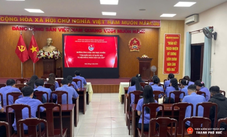 Toàn cảnh buổi phát động hưởng ứng cuộc thi trực tuyến “Tìm hiểu về bầu cử Quốc hội và Hội đồng nhân dân các cấp” tại hội trường Abc88.com kho game phong phú thành phố Huế.