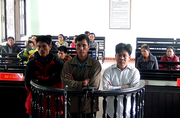 Các bị cáo tại phiên toà Phúc thẩm