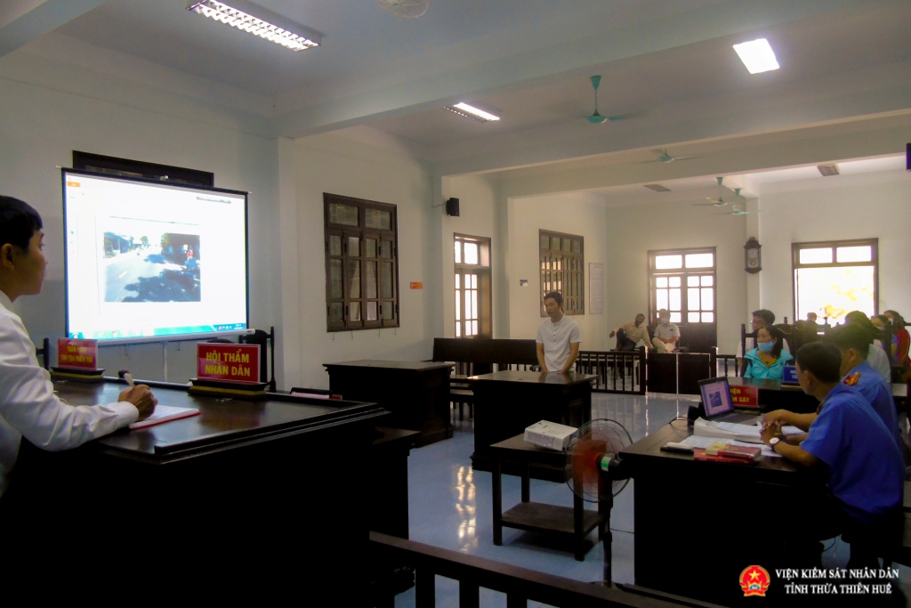 Trình chiếu chứng cứ bằng hình ảnh tại Abc8.com vn code khuyến mãi