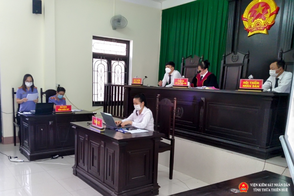 Kiểm sát viên đọc bản phát biểu tại Abc8.com vn code khuyến mãi