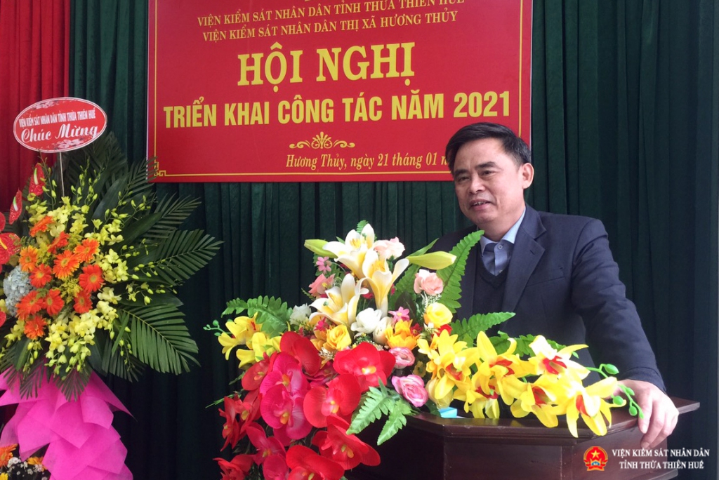 Đồng chí Lê Ngọc Sơn, Tỉnh ủy viên, Bí thư thị xã Hương Thủy, thay mặt cho Lãnh đạo thị xã Hương Thủy phát biểu chỉ đạo Abc8 hiện đang mở.