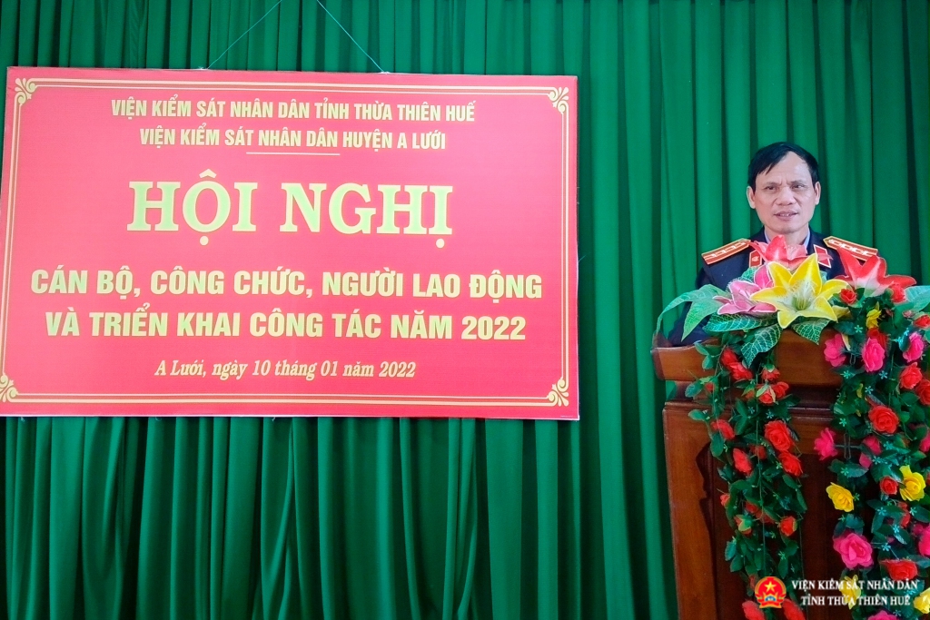 Đồng chí Đinh Văn Bảo, Viện trưởng phát biểu tại Abc8 hiện đang mở