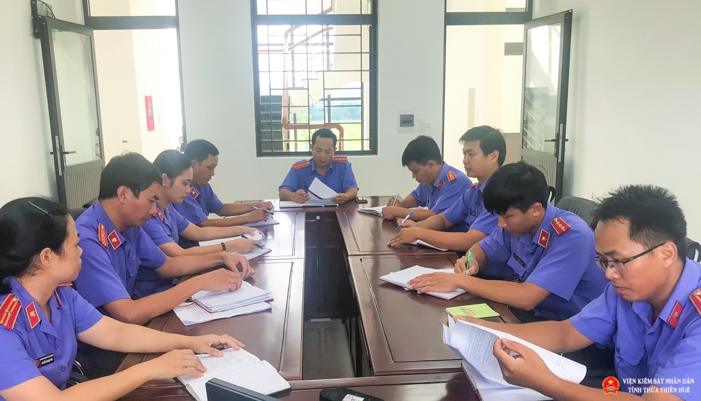Viện Abc8 aaa.com trò chơi trực tuyến nhân dân thị xã Hương Trà tổ chức lấy ý kiến góp ý vào Dự án Luật đất đai (sửa đổi)