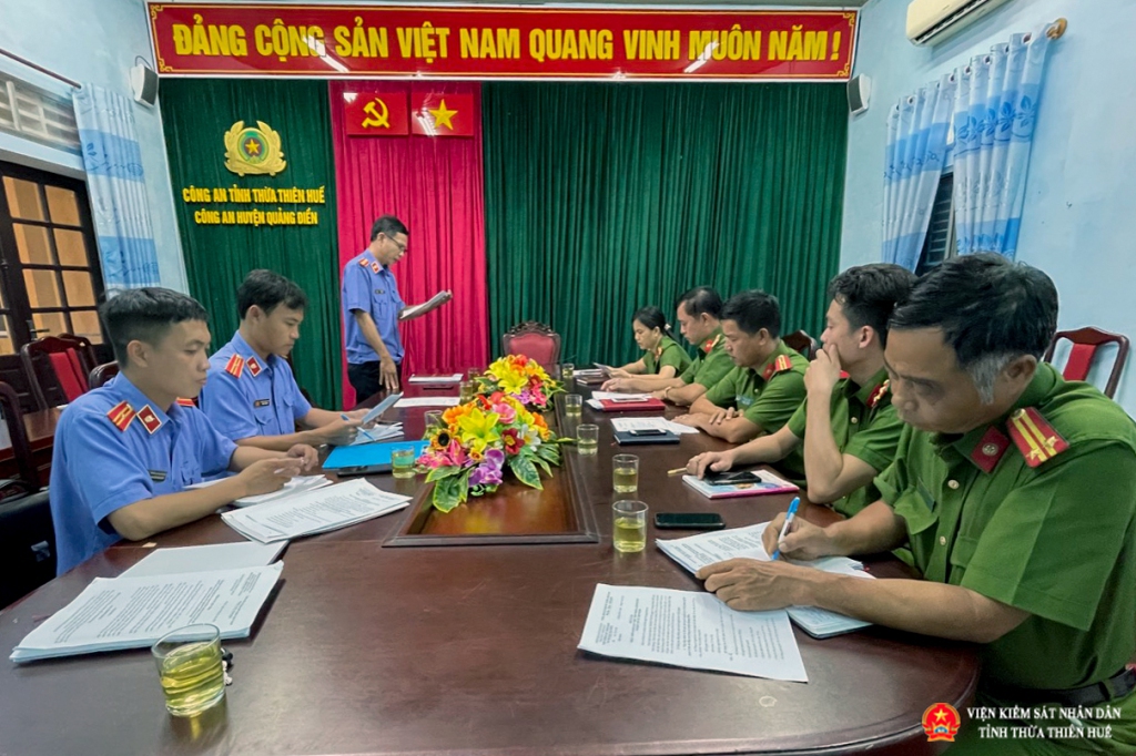Đồng chí Hồ Văn Trúc, Trưởng đoàn Abc8 aaa.com trò chơi trực tuyến thông qua dự thảo kết luận trực tiếp Abc8 aaa.com trò chơi trực tuyến