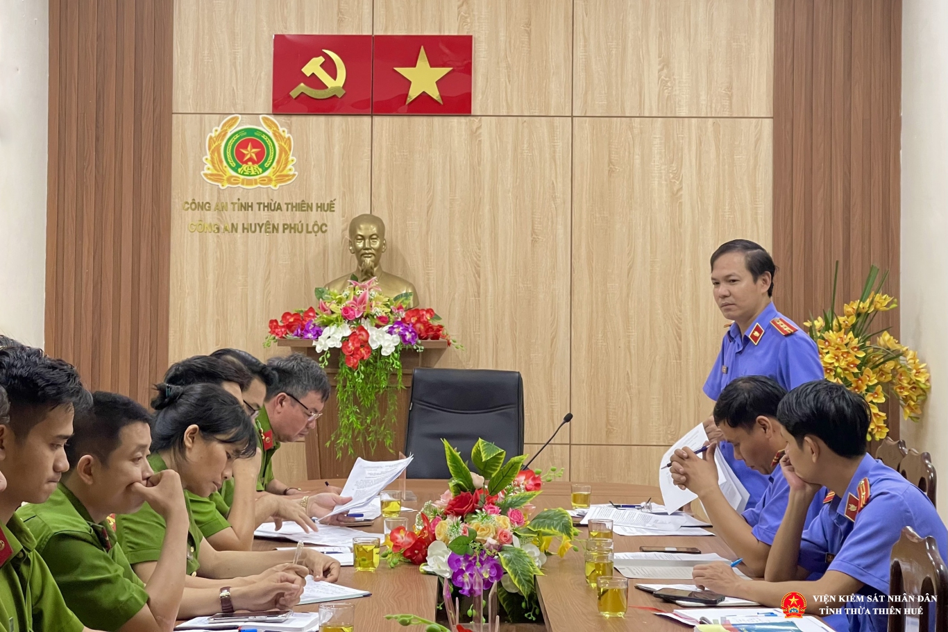 Đồng chí Phan Lộc Linh - Viện trưởng, Trưởng đoàn Abc8 aaa.com trò chơi trực tuyến công bố ABC88 - Link Vào Abc8.com trực tiếp Abc8 aaa.com trò chơi trực tuyến.