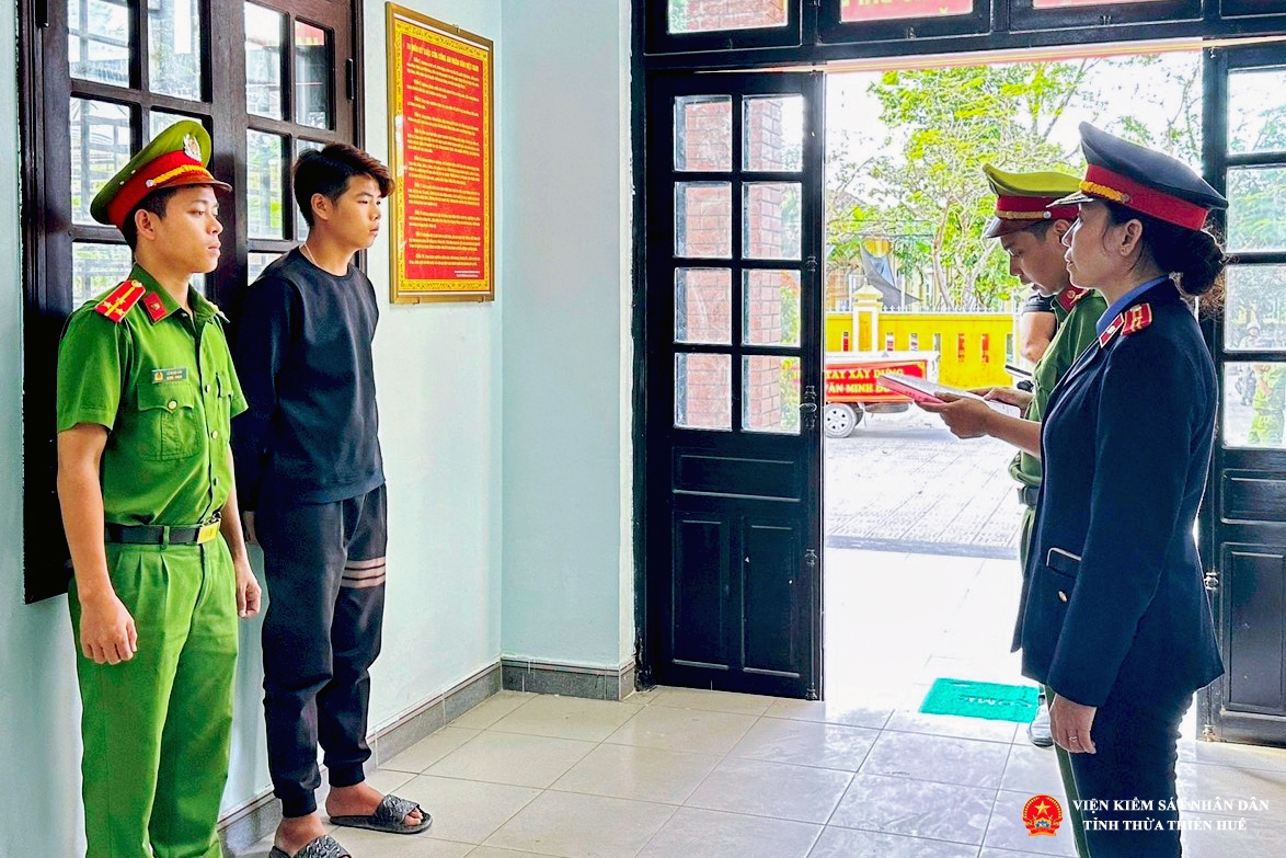 Viện Abc8 aaa.com trò chơi trực tuyến nhân dân thị xã Hương Thủy cùng Cơ quan Cảnh sát Điều tra thi hành lệnh bắt đối với các Abc8 hiện đang mở được xếp hạng cao nhất