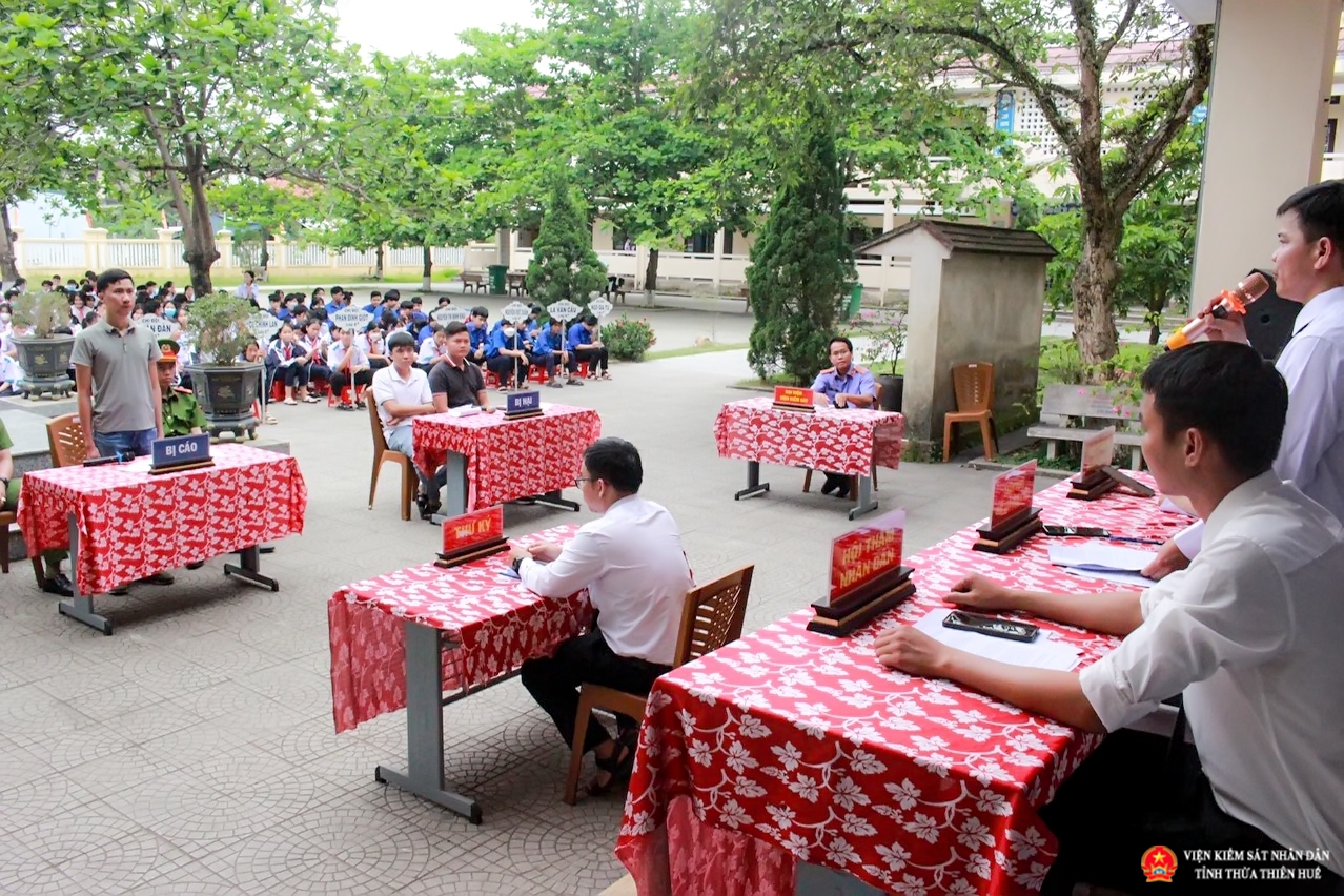 Tuyên truyền Abc8 dang nhap về phòng chống bạo lực học đường