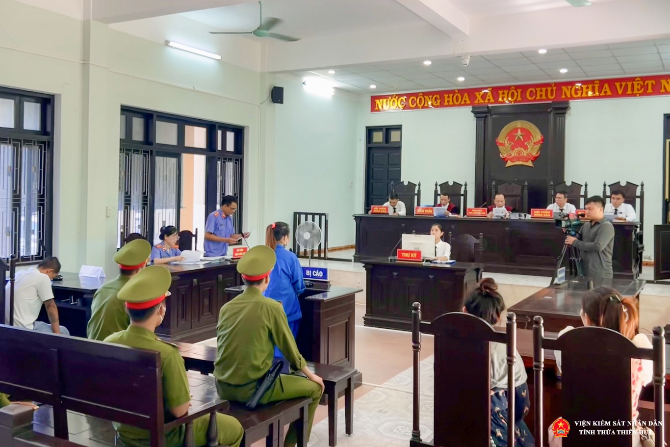 Quang cảnh phiên toà Abc8.win linh đăng ký ABC88 nổ hũ Nguyễn Thị Cẩm Vân