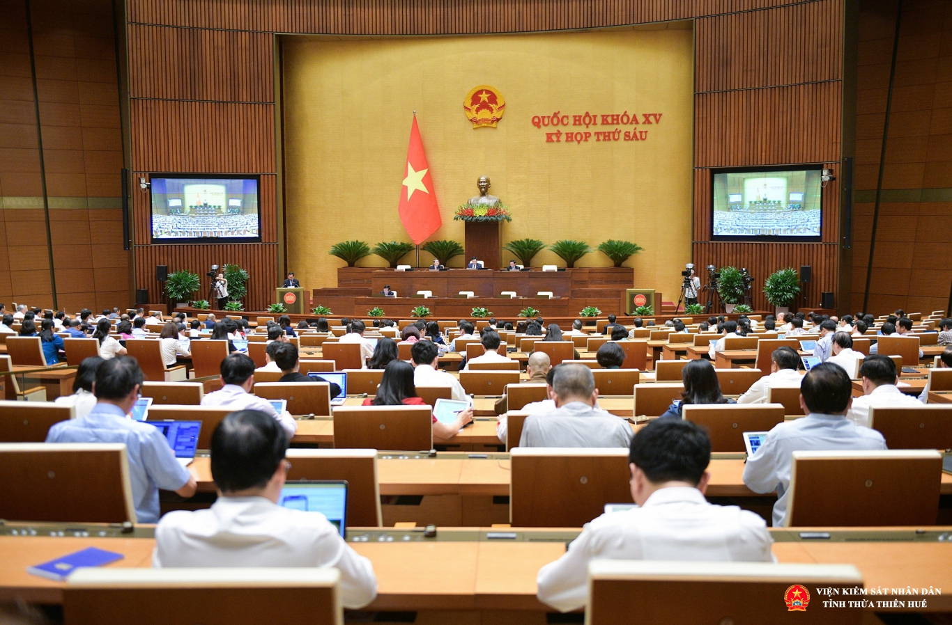 Kỳ họp thứ 6 Quốc Hội khóa XV (Nguồn: quochoi.vn)