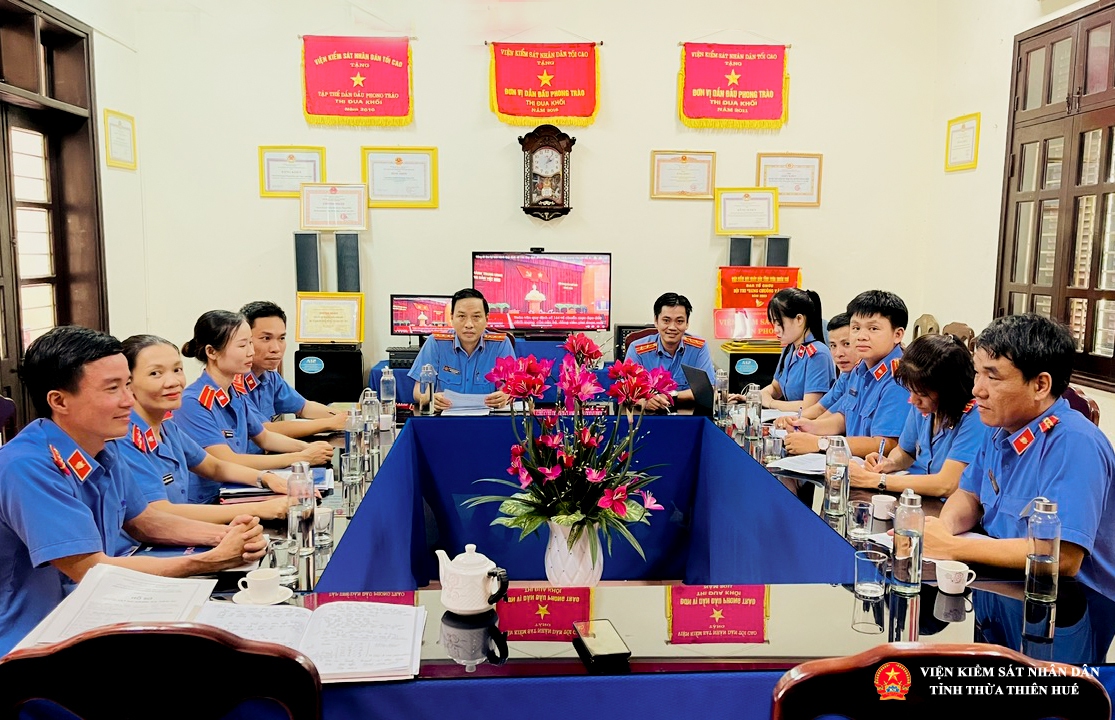 Chi bộ Viện kiểm sát nhân dân huyện Phong Điền sinh hoạt chuyên đề 
