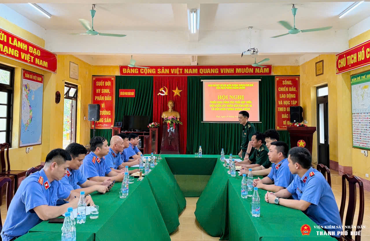 Đoàn Abc88.com kho game phong phú Khu vực 3 - Huế làm việc với Đồn Biên phòng Quảng Nhâm