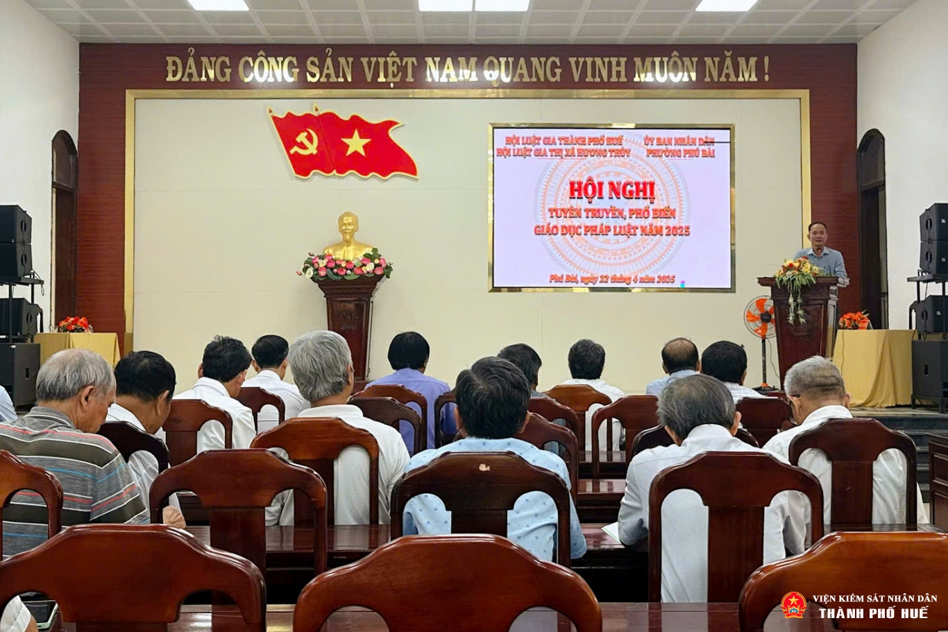 Viện Abc8 aaa.com trò chơi trực tuyến nhân dân thị xã Hương Thuỷ tuyên truyền Abc8 dang nhap tại phường Phú Bài