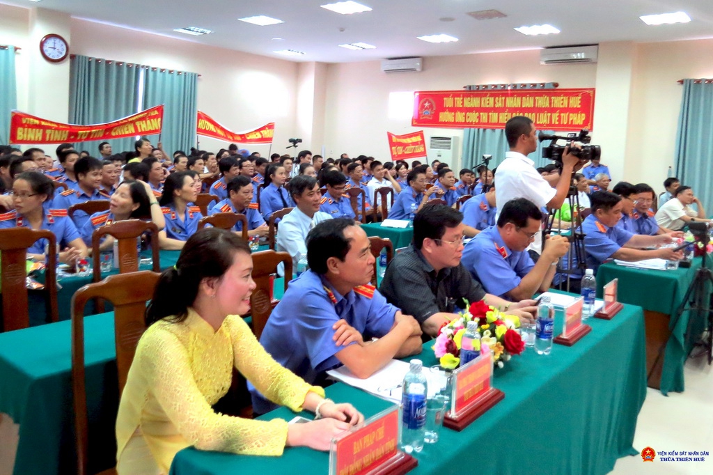Cuộc thi "Chúng tôi là Kiểm sát viên"